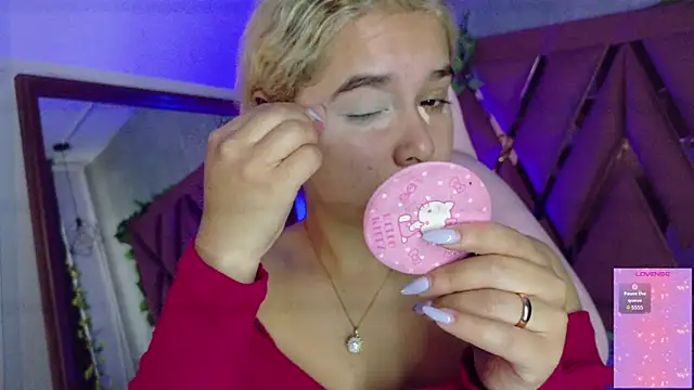 Haelycute online show from February 6, 12:12 pm