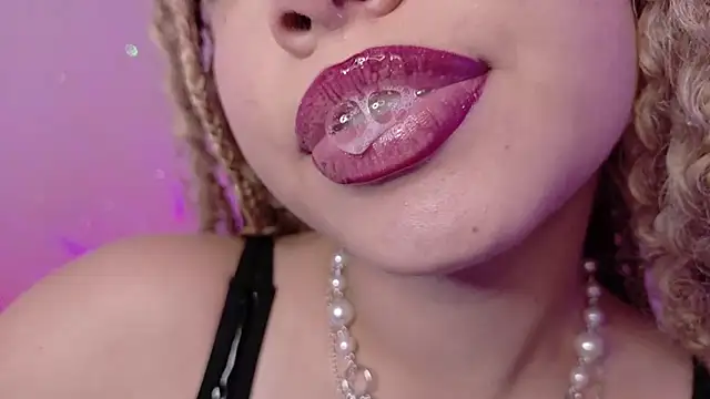 Haelycute online show from July 9, 12:59 pm