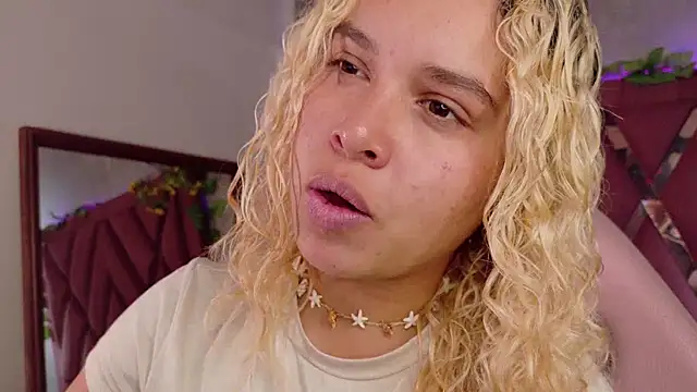 Haelycute online show from January 9, 12:12 pm