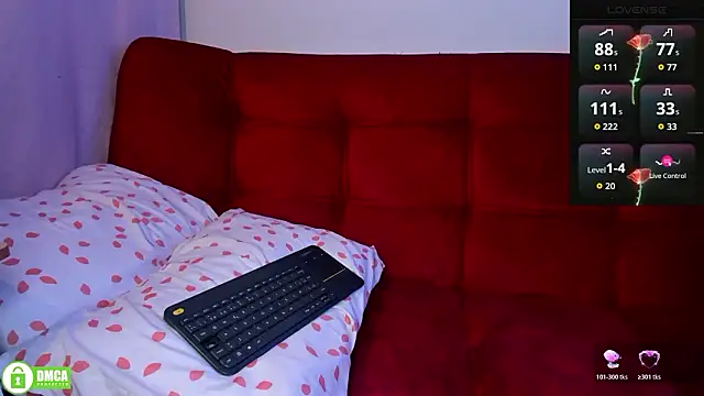 ohpetitemuse online show from March 19, 5:35 pm