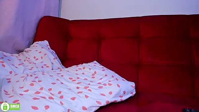 ohpetitemuse online show from April 14, 8:14 pm