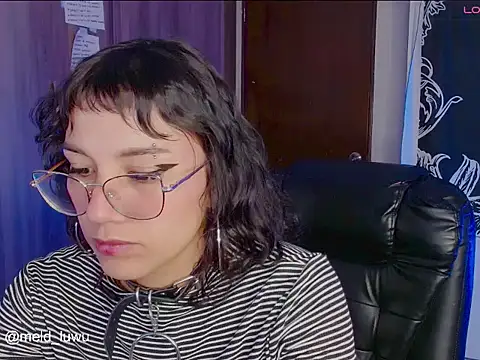 melissahowl online show from February 17, 6:16 pm