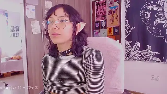 melissahowl online show from October 21, 7:57 pm