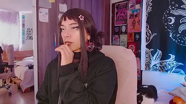 melissahowl online show from November 5, 6:11 pm