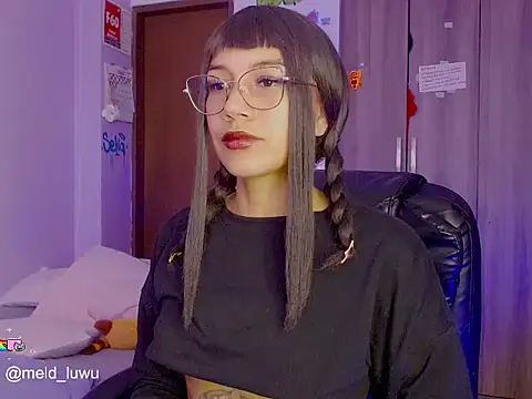 melissahowl online show from June 10, 7:37 pm