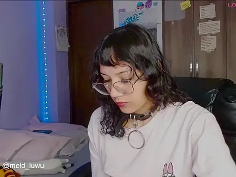 melissahowl online show from February 12, 11:37 pm