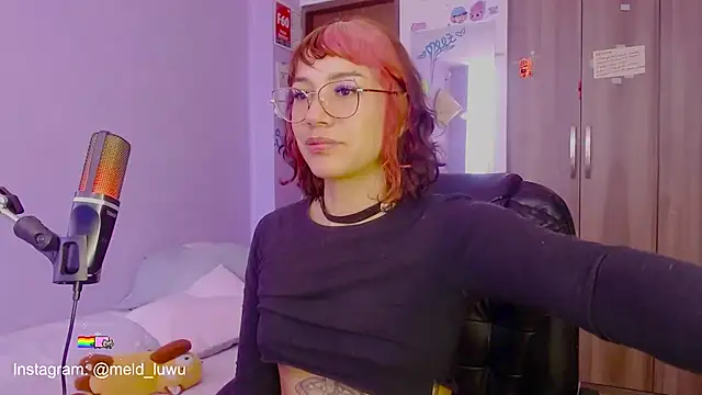 melissahowl online show from June 1, 8:19 pm