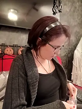 Snapshot of IsisBlake chatting on October 10, 3:57 pm IsisBlake online show from October 10, 3:57 pm