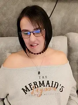 IsisBlake online show from February 26, 2:41 am