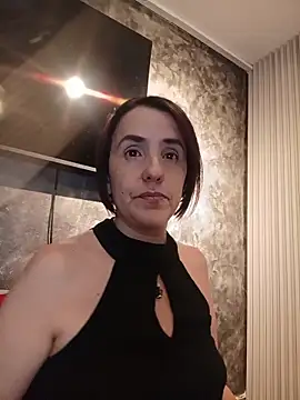 Snapshot of IsisBlake chatting on February 25, 1:00 pm IsisBlake online show from February 25, 1:00 pm