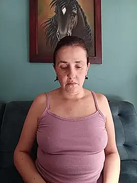 IsisBlake online show from July 2, 8:37 pm