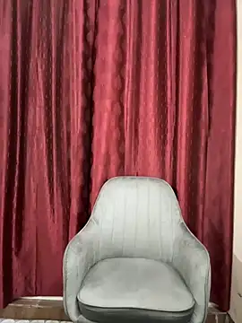 Snapshot of sassygirl4141 chatting on September 29, 8:32 am sassygirl4141 online show from September 29, 8:32 am