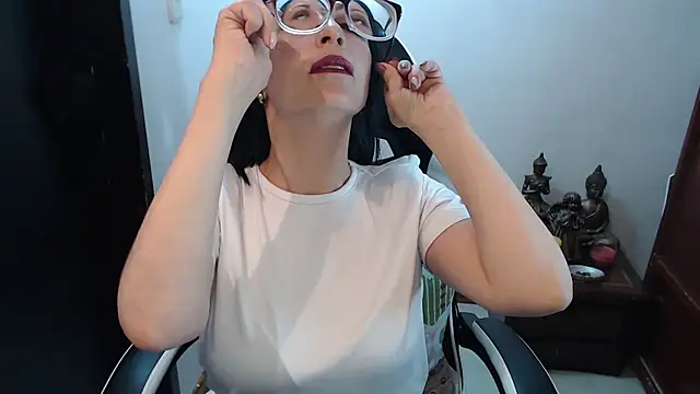 AnasstaciaEvans online show from March 4, 2:19 am