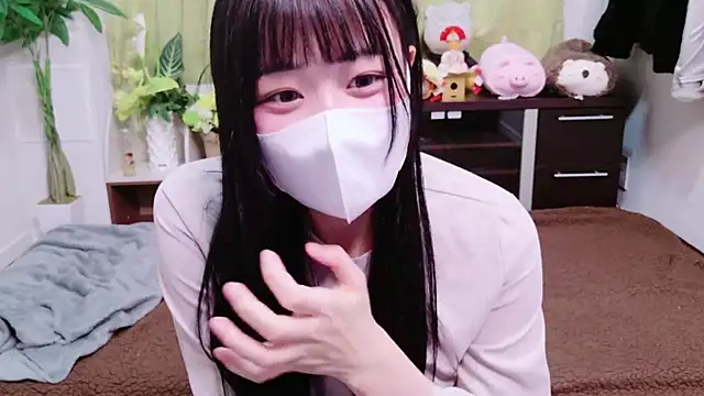 Mia--meow online show from January 3, 1:13 pm