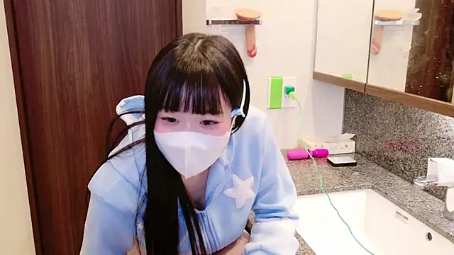 Mia--meow online show from March 18, 11:44 am