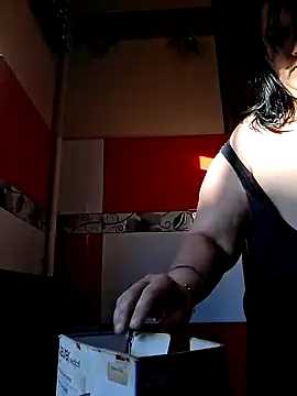 SexyNicool35 online show from April 7, 5:09 am