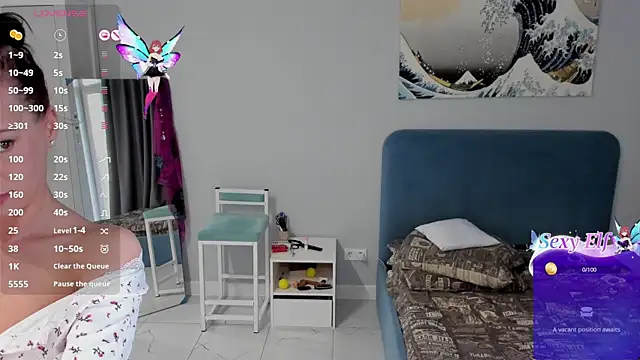 Julia  Frey online show from May 25, 4:01 am