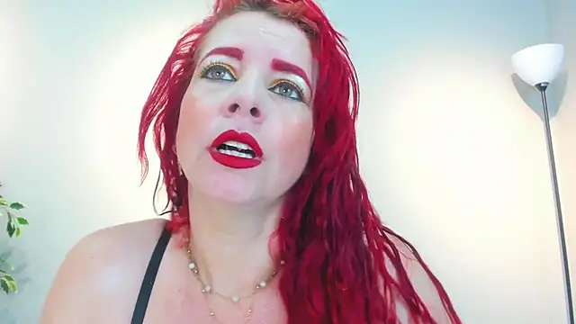 Snapshot of HannaBrave chatting on February 1, 12:14 pm HannaBrave online show from February 1, 12:14 pm