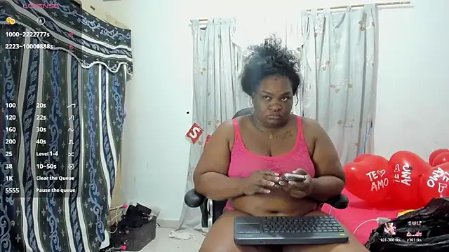 lilybaudyn  online show from February 16, 5:00 pm