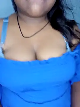 Snapshot of Sexy--queen1 chatting on September 20, 8:41 am Sexy--queen1 online show from September 20, 8:41 am