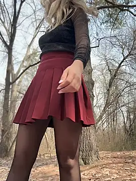 Crazy-Rosa online show from March 31, 7:10 am