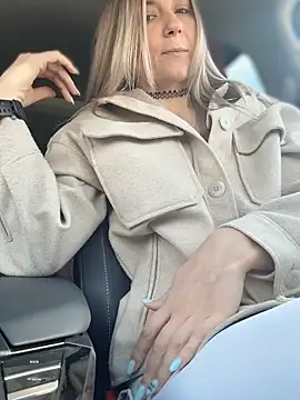 Crazy-Rosa online show from March 15, 4:19 am