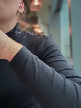 Crazy-Rosa online show from October 29, 9:52 am