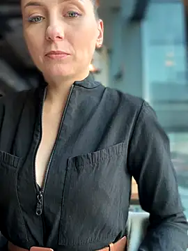 Crazy-Rosa online show from October 30, 9:40 am