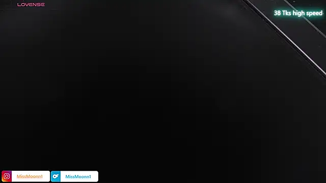 Steph moon  online show from March 25, 7:02 pm