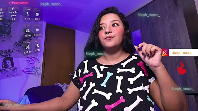 Snapshot of Steph_moon_ chatting on December 10, 11:08 pm Steph moon  online show from December 10, 11:08 pm