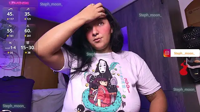 Snapshot of Steph_moon_ chatting on December 6, 1:46 am Steph moon  online show from December 6, 1:46 am