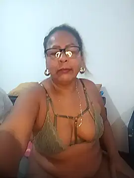 Afroditabichota online show from November 15, 1:09 am