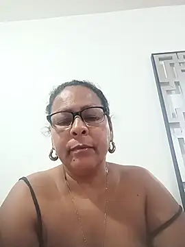 Afroditabichota online show from November 16, 1:21 am