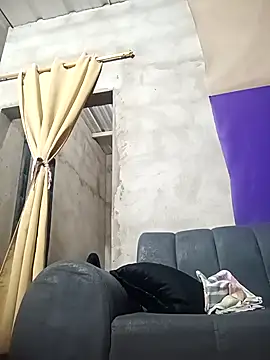 Afroditabichota online show from November 18, 8:50 am