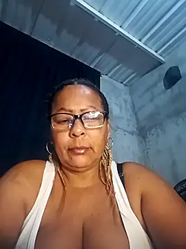 Afroditabichota online show from November 28, 3:01 pm