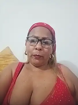 Afroditabichota online show from November 6, 10:47 pm