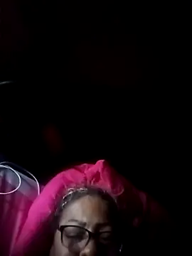 Snapshot of Afroditabichota chatting on October 2, 1:36 pm Afroditabichota online show from October 2, 1:36 pm