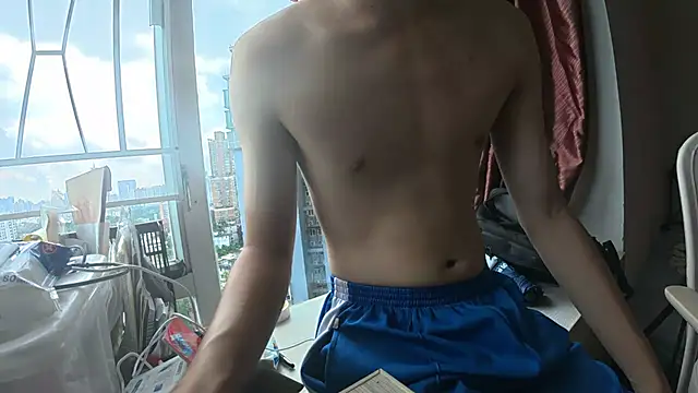YunheLEE online show from July 1, 1:17 am