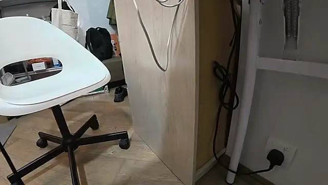 Snapshot of YunheLEE chatting on February 26, 1:33 pm YunheLEE online show from February 26, 1:33 pm