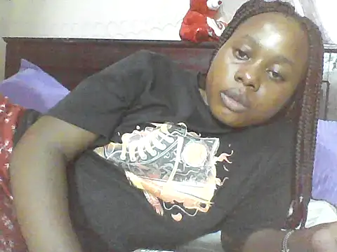 EBONYVANILLA02 online show from March 21, 11:25 am