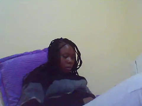 Snapshot of EBONYVANILLA02 chatting on November 18, 2:20 pm EBONYVANILLA02 online show from November 18, 2:20 pm