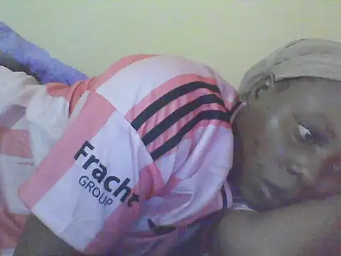 Snapshot of EBONYVANILLA02 chatting on November 26, 7:36 pm EBONYVANILLA02 online show from November 26, 7:36 pm