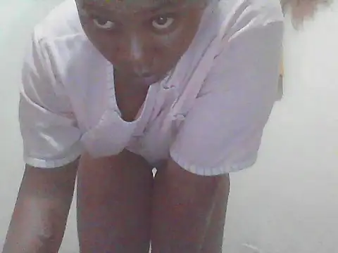 EBONYVANILLA02 online show from May 26, 6:44 am