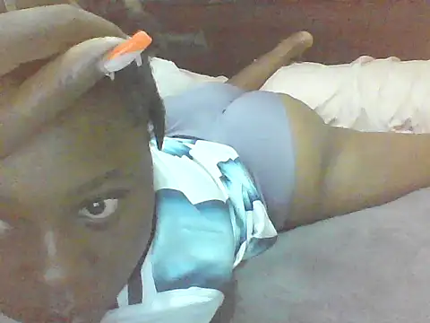 Snapshot of EBONYVANILLA02 chatting on July 9, 6:25 am EBONYVANILLA02 online show from July 9, 6:25 am