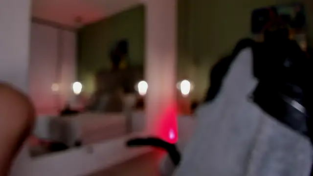 Snapshot of Samaanthaa_ chatting on December 1, 8:42 pm Samaanthaa online show from December 1, 8:42 pm