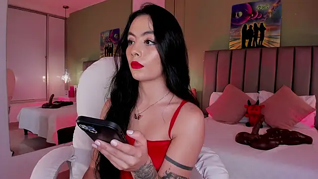 Snapshot of Samaanthaa_ chatting on November 8, 2:37 am Samaanthaa online show from November 8, 2:37 am