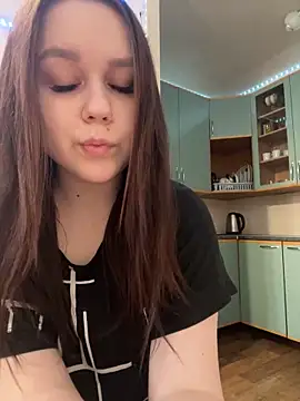 Marylallka5 online show from March 10, 3:30 pm