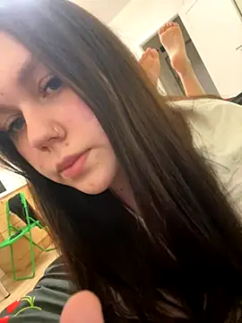 Marylallka5 online show from December 5, 4:05 pm