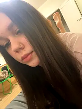 Marylallka5 online show from December 2, 6:15 am