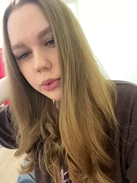 Marylallka5 online show from March 11, 10:42 am